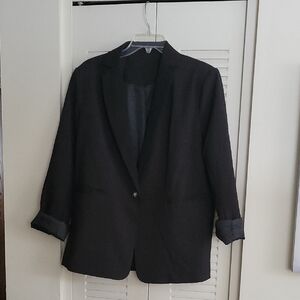 Black Single-Button Blazer